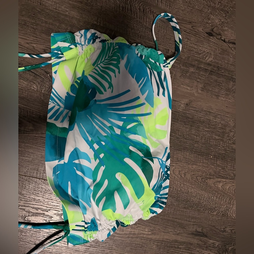 Swim suit top